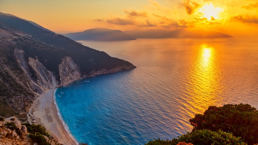 Take An Instagram Tour of The Best Greek Island Gems